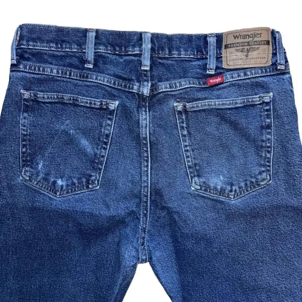 Wrangler Premium Quality Men's Dark Wash Denim Jeans Size 34x32